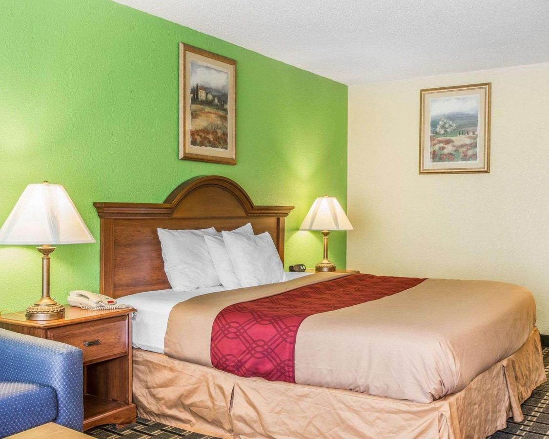 Econo Lodge Douglas Esterno foto