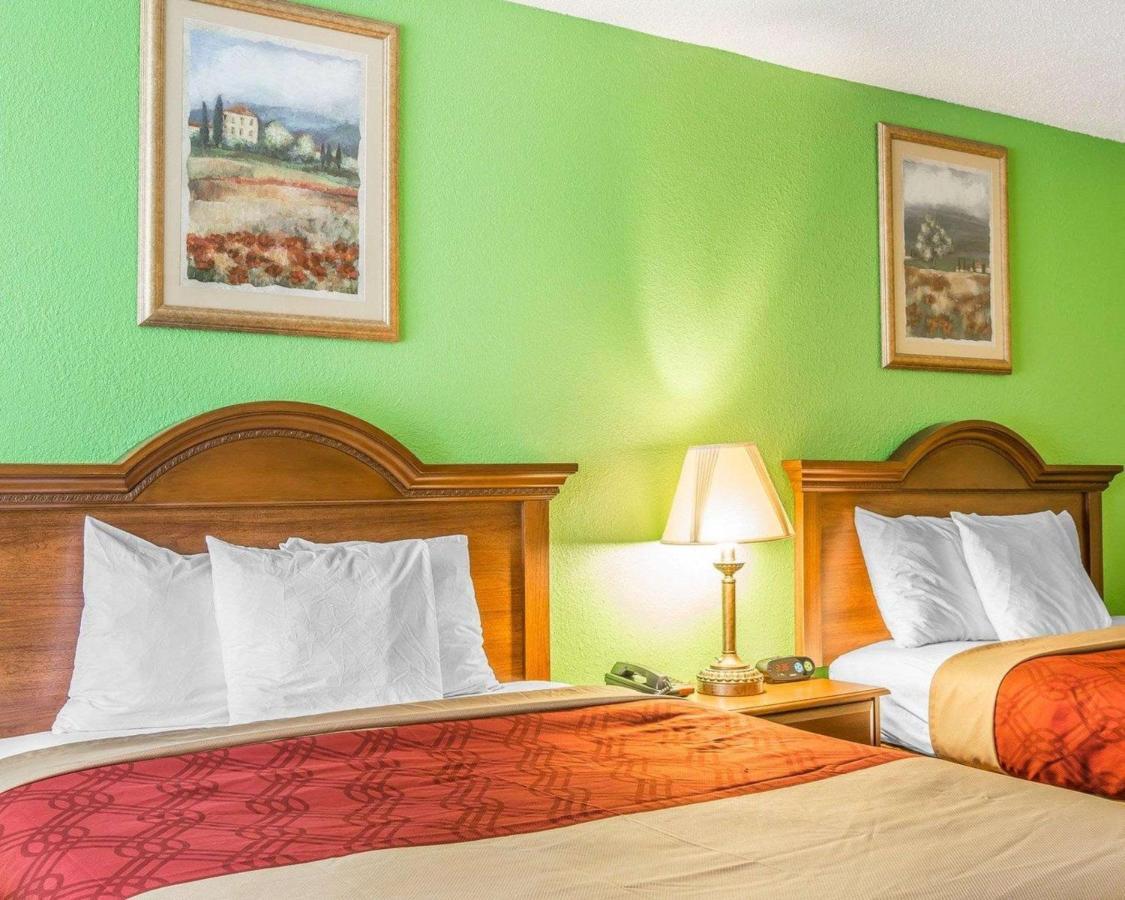 Econo Lodge Douglas Esterno foto